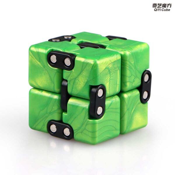 奇藝 無限魔方 減壓 魔術方塊 魔方格 紓壓 魔方 異形 50公克 益智玩具 土豪金 寶石藍 翡翠綠